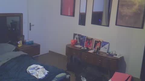 tootsybird69 online show from 04-18-26, 12:25