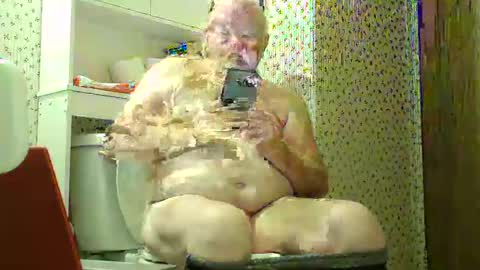 Snapshot of tootyrooty chatting on 09-18-25, 02:08 tootyrooty online show from 09-18-25, 02:08