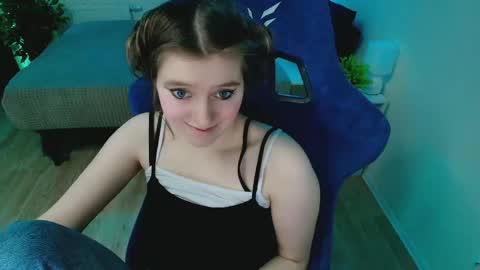 topcranberry online show from 05-15-26, 01:34
