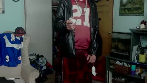 SagMeOreduceMe online show from 04-24-26, 05:21