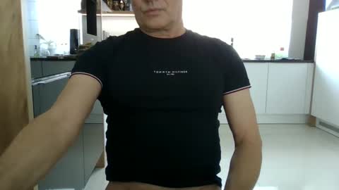 Snapshot of topsecreton chatting on 03-31-26, 09:32 topsecreton online show from 03-31-26, 09:32