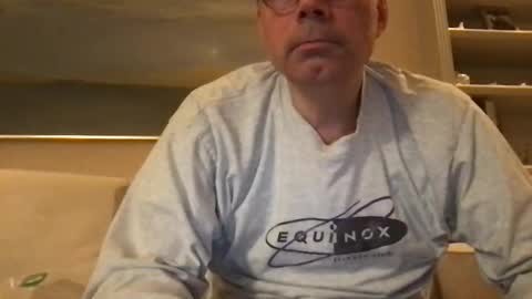 Snapshot of topspin69 chatting on 10-21-25, 04:13 topspin69 online show from 10-21-25, 04:13