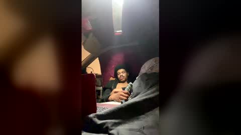 Snapshot of toptierdrippa chatting on 12-16-25, 05:01 TopTierDrippa online show from 12-16-25, 05:01