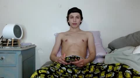 Snapshot of topzaddy chatting on 01-20-25, 04:10 TopZaddy online show from 01-20-25, 04:10