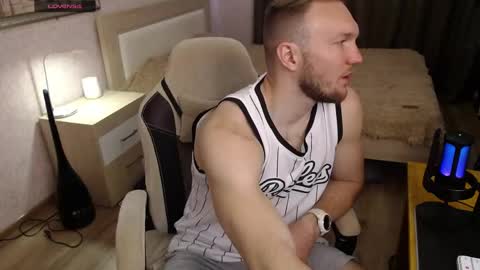 Glebaty online show from 04-19-26, 08:46