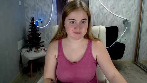Snapshot of tori_blond chatting on 01-17-25, 10:33 tori_blond online show from 01-17-25, 10:33