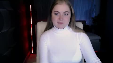 tori_blond online show from 03-19-26, 06:39