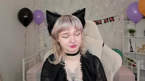 Tori online show from 10-23-25, 02:00