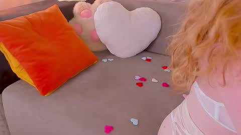 Tori online show from 02-13-26, 09:05