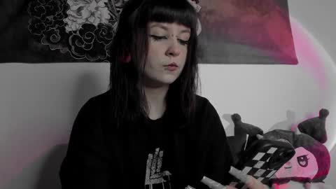 your personal gothic girl check it    online show from 01-13-25, 09:52