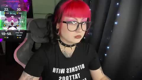 your personal gothic girl check it    online show from 07-09-26, 10:36