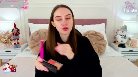 Tori online show from 12-14-25, 06:30