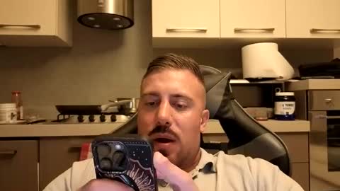 Snapshot of toro_arrapato chatting on 05-01-26, 08:57 toro_arrapato online show from 05-01-26, 08:57