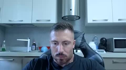 Snapshot of toro_arrapato chatting on 06-06-26, 04:12 toro_arrapato online show from 06-06-26, 04:12