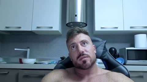 Snapshot of toro_arrapato chatting on 06-13-26, 12:30 toro_arrapato online show from 06-13-26, 12:30