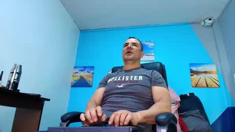 Toro online show from 12-16-25, 05:18