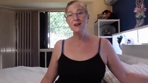 Milly online show from 03-23-26, 11:09