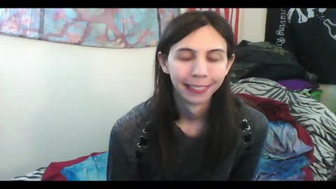 Luna online show from 01-24-25, 06:24