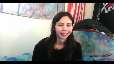 Luna online show from 02-12-25, 09:54