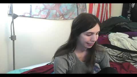 Luna online show from 02-26-25, 06:04