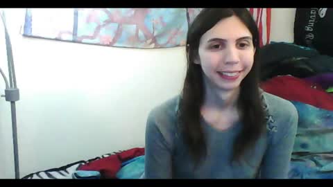 Luna online show from 03-04-25, 02:49