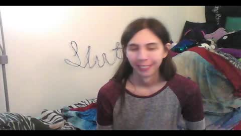 Luna online show from 10-04-25, 02:09