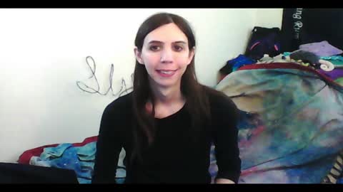 Luna online show from 10-26-25, 01:22