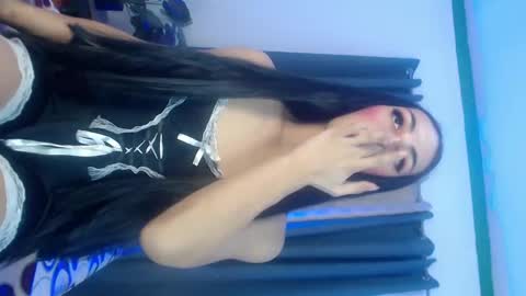 Snapshot of touch_my_body_daddy chatting on 02-21-25, 10:59 touch_my_body_daddy online show from 02-21-25, 10:59