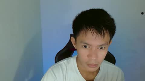 Snapshot of touch_of_alison chatting on 10-24-25, 11:23 Alison online show from 10-24-25, 11:23