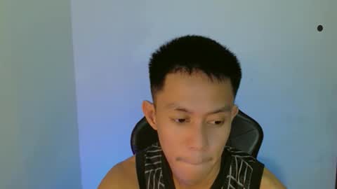 Snapshot of touch_of_alison chatting on 11-11-25, 01:27 Alison online show from 11-11-25, 01:27