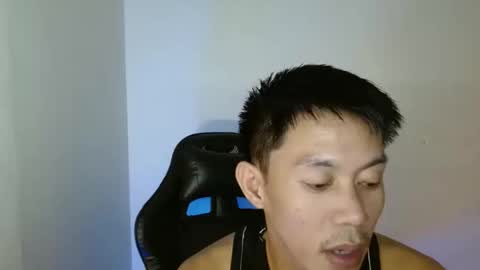 Snapshot of touch_of_alison chatting on 12-17-25, 11:33 Alison online show from 12-17-25, 11:33