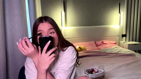 Snapshot of towandaboughan chatting on 02-12-26, 07:47 Ioanna online show from 02-12-26, 07:47