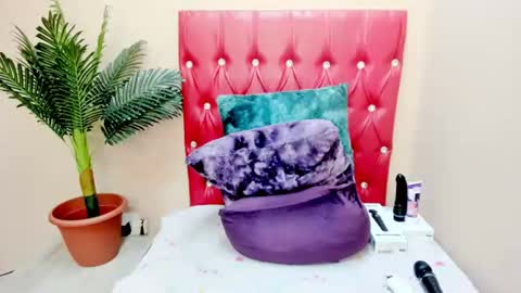 toxicfantasy4u online show from 01-15-26, 05:05