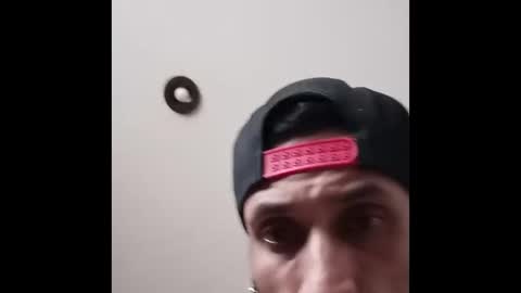 Snapshot of toxicidad_sex chatting on 10-22-25, 10:20 toxicidad_sex online show from 10-22-25, 10:20