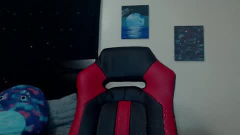 Lilly Miss Mistress Goddess Maam Queen Boss online show from 12-17-24, 10:44