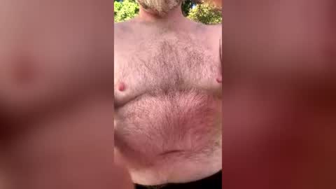 Snapshot of toy_gunn chatting on 07-18-26, 06:23 Toy Gunn online show from 07-18-26, 06:23