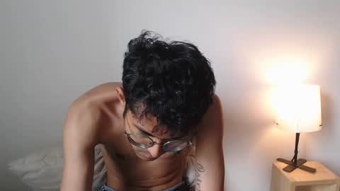 Snapshot of toy_sweet chatting on 07-02-26, 06:03 Xander online show from 07-02-26, 06:03
