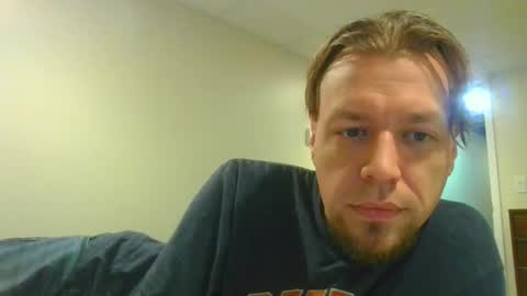 Snapshot of tpete119 chatting on 12-05-24, 05:59 Shooter McGavin online show from 12-05-24, 05:59