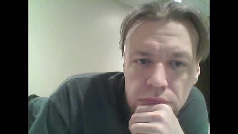 Snapshot of tpete119 chatting on 03-08-25, 09:17 Shooter McGavin online show from 03-08-25, 09:17