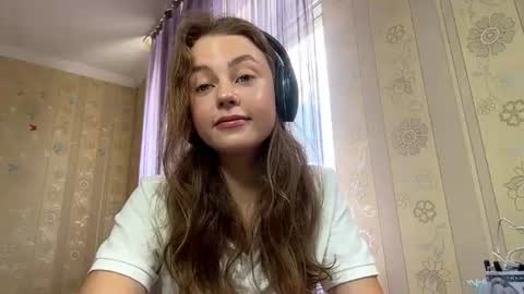 Snapshot of traceehuisenga chatting on 07-23-26, 10:24 Liv 1st day online show from 07-23-26, 10:24