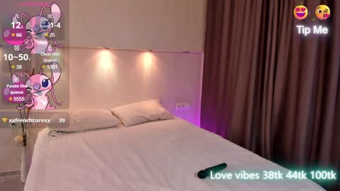 Snapshot of tracy_tay1or chatting on 03-05-25, 12:27 Tracy GMT2 Mon 3 AM - 4 PM Tue 3 AM - 4 PM Wed 3 AM - 4 PM Thur 3 AM - 4 PM Fri 3 AM - 4 PM online show from 03-05-25, 12:27