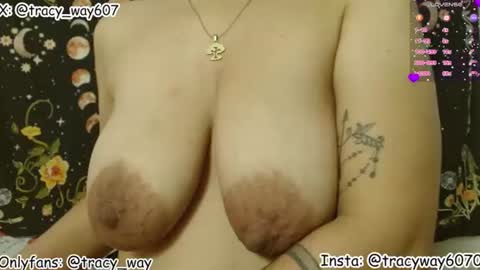 Snapshot of tracy_way1 chatting on 07-27-26, 02:02 Isabell online show from 07-27-26, 02:02
