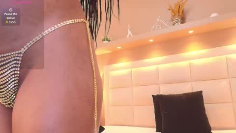 Tracy online show from 10-31-25, 01:23