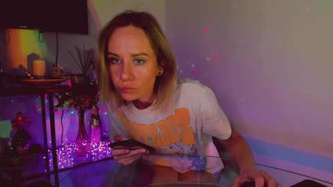 Snapshot of trafka_murafka chatting on 01-08-25, 11:09 Hey my name is Kiri Kiri online show from 01-08-25, 11:09