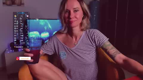 Snapshot of trafka_murafka chatting on 09-21-25, 09:05 Hey my name is Kiri Kiri online show from 09-21-25, 09:05