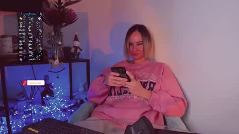 Snapshot of trafka_murafka chatting on 12-13-25, 07:53 Hey my name is Kiri Kiri online show from 12-13-25, 07:53