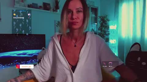 Hey my name is Kiri Kiri online show from 07-07-26, 06:34