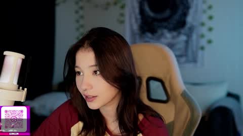 Ariana and Erik online show from 09-22-25, 04:09