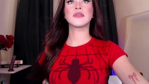 Snapshot of transgoddessselena chatting on 05-06-26, 08:41 Selena the real cummer online show from 05-06-26, 08:41