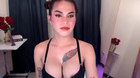 Snapshot of transgoddessselena chatting on 05-16-26, 10:36 Selena the real cummer online show from 05-16-26, 10:36
